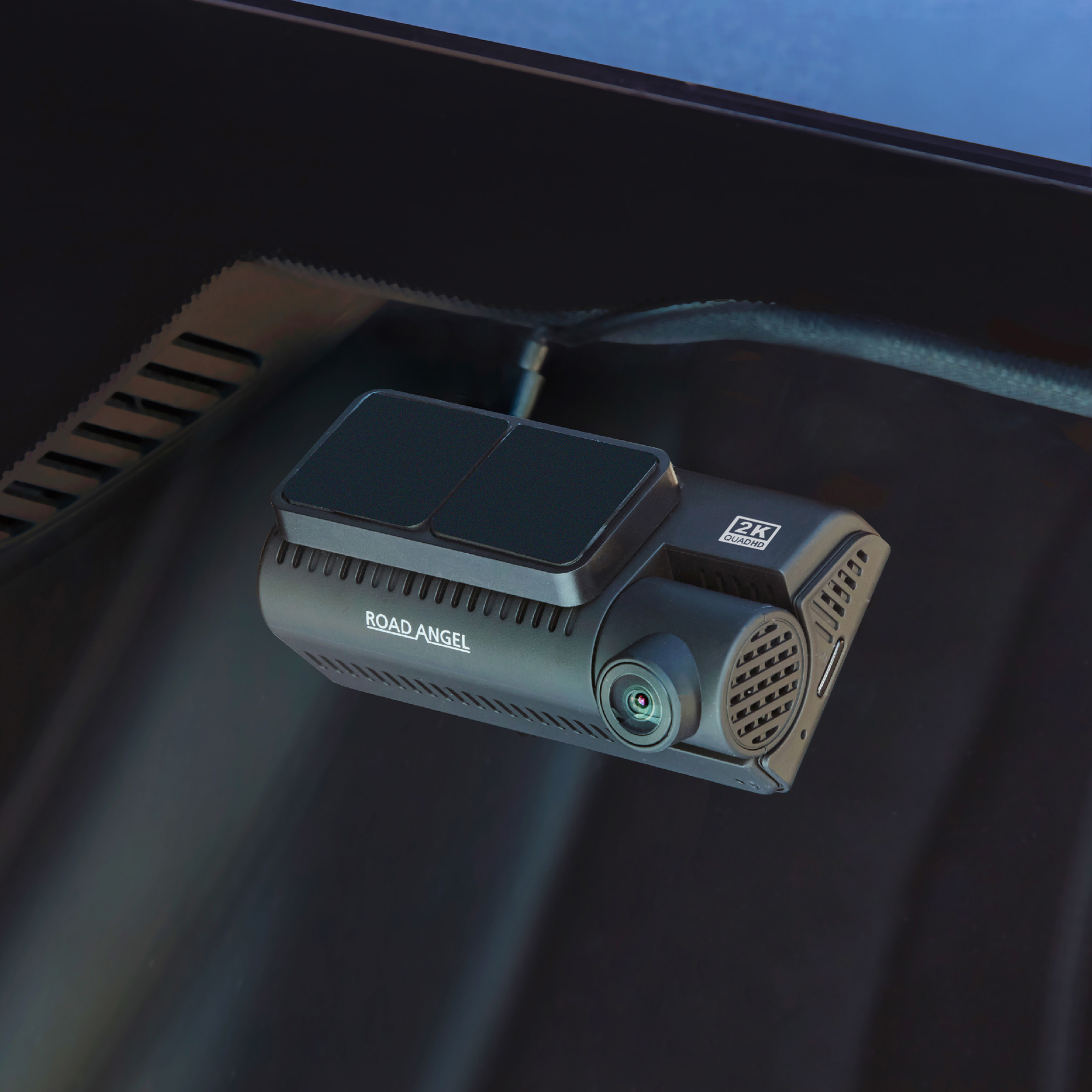 Road Angel Halo Play 4K Dual Dash Cam with 3.2" Screen, Parking Mode & Quick Release mounting